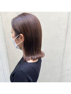 レオニード 表参道(LEONID) 切りっぱなし ミディアム イルミナカラー