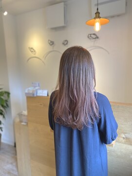 ハッコ(hacco) 艶髪ロング/ベビーピンク/ベージュピンク/ニュアンスカラー