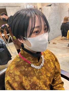 エヌプラス(N+) 黒髪グラデヘアーオリーブグレー小顔に見せるヘアココアベージュ