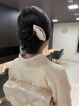 ウエスト(WEST) 夜会アレンジ盛り盛り