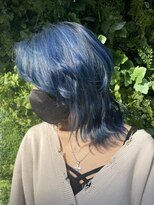 クレア 能見台(CREA)&nbsp;横浜派手髪マリンブルーカラーブルー系カラー韓国ハッシュカット