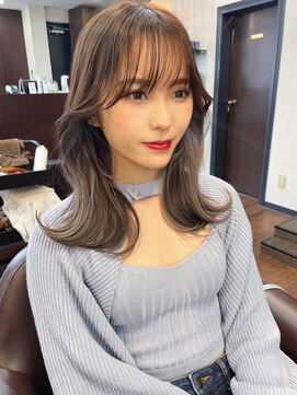 リコバイアフロート(riko by afloat) 韓国ヘア/オリーブグリーン/イヤリングカラー/斜めバング