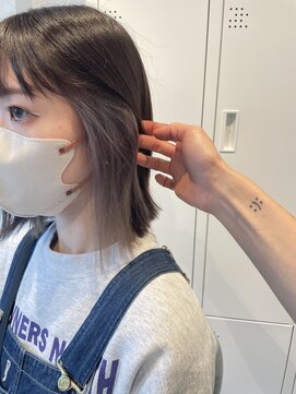 コレット 宇都宮(collet Gigi) ホワイトベージュ