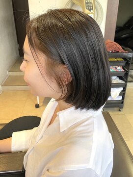 アルバ ヘアリゾート(ALBA) 【門倉美帆】前上がりボブ×インナーカラー