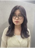 セミロング×ラベンダーグレージュ