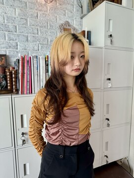 ヘアー アレス(hair ales) レイヤーカット、ボブルフ、小顔カット、エクステウルフ