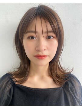 エマ ギンザ(EMMA GINZA) 大人可愛いくびれミディアム♪シナモンベージュカラー(EMMY)