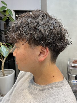 エリマバイフィフス 調布(elima by fifth) メンズマッシュ波巻きスパイラルパーママッシュパーマ調布20代