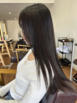エヌ(N) 美髪ストレート