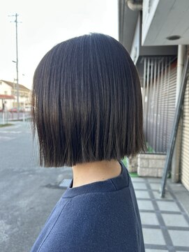 ソーイ(sowi) 切りっぱなしボブ