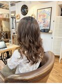 デジタルパーマでつくるコテ巻きヘア
