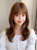 ラルユー 金山(LallYou)&nbsp;30代小顔に見える！くびれヘアレイヤー × オリーブグレージュ
