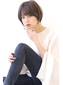 束感ショートボブ暗めカラー