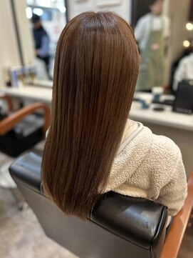 サロン ハナノ(Salon Hanano) ロングレイヤーオリーブブラウンナチュラルストレート