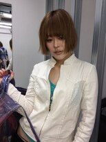 ジーナ(XENA)&nbsp;ファッションに馴染むミニボブ