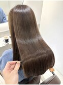 髪質改善縮毛矯正 地毛風ストレート くすみベージュ 艶髪ロング