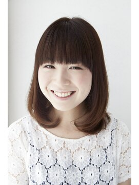 ルーモ(lumo) ☆毛先ふんわりミディアムボブ☆