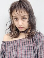 ナチュラルミディ_エアリーミディショートパーマ_76323