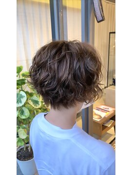 クルニエ(crenier) crenierで作るくしゃっとパーマ○