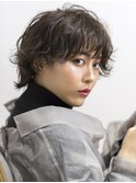 【emu井上信洋】強めルーズパーマウルフ[ペールベージュ/外ハネ]