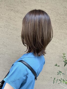 コメル(comeLe) 【colorist kina】ミディアムレイヤー