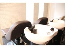 ストレートへの定着剤のお流しとコーティングトリートメント