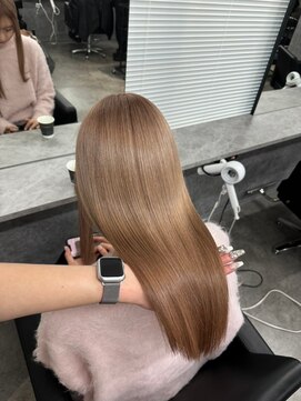 ニューワン バイ ネイバー 立川(Newone by neighbor) レイヤーカットナチュラルハイトーンデザインカラー[立川駅]