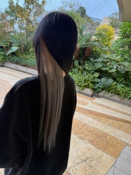 トッカ ヘアアンドトリートメント 難波店 インナーカラーに透明感ベージュが可愛い♪