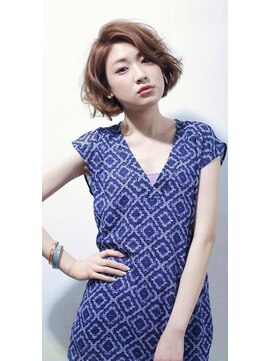 プラスワン 自由が丘(+ONE) 【+ONE 自由が丘】動くほど可愛く見える色気たっぷり大人ボブ