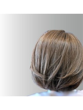 ヒサ(HISA) 白髪ぼかし透明感カラー