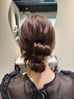 アネ(annee) リボンシニヨンアレンジ