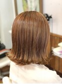 外ハネミディアムボブ