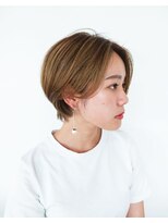 ブロック(BLOCK) ゴールドベージュ　ハイトーンショート