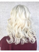 フロクシノーシナイヒリパイリフィケーション(Floccinaucinihilipilification)&nbsp;クリーミーホワイト