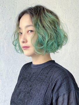 ザヘアメイクシェア(THE -HAIR MAKE SHARE-) ミントカラー+ニュアンスパーマでジブンらしく。
