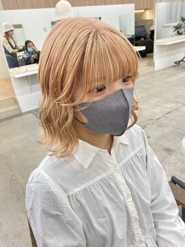 ニュート(Neut ) ベージュカラー