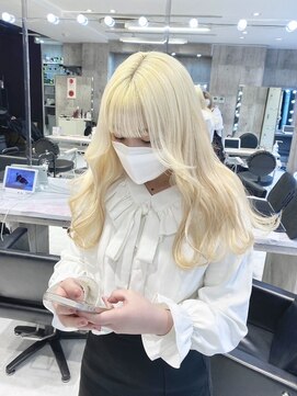 リル 溝の口(LiL) ブロンド/溝の口/ブリーチ/ダブルカラー/レイヤーカット