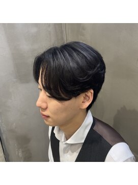 ソルレム(sol-lem) センターパートマッシュ