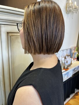 グローリープラス(Glory+plus) 切りっぱなしボブ.