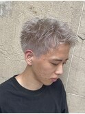 ホワイトスパイキーショート