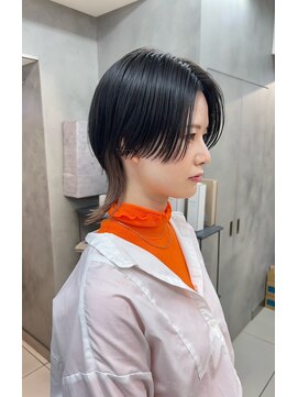 ヴェイン 渋谷(vain) くびレイヤーエモージュシルキーベージュショート