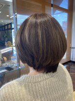 ネバーランド 平成店(NEVER LAND)&nbsp;白髪ぼかしハイライト/白髪ぼかし/ショートボブ