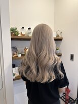 ノーン(NONE)&nbsp;ホワイトミルクティーカラー