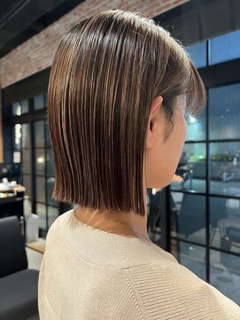 オーガニック アトリエ 大宮(organic+atelier) 20代30代大人可愛い小顔ボブ前下がりショートハイライト