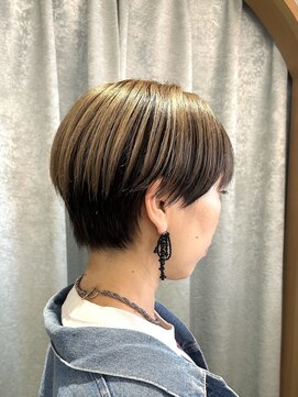 ロンドアジュール 横浜(Lond azur) ★アンブレラカラーがかわいい！大人お洒落マッシュショート！