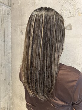 プラスシー(+C) 大人の地毛にハイライトで白髪ぼかし！福岡ハイライト