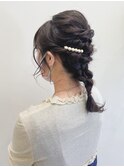 《e's イーズ鎌倉》大人っぽく上品な編みおろしヘアアレンジ
