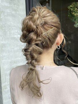 スカイ(SKY) 透明感カラー/髪質改善/縮毛矯正/韓国風レイヤーカット