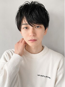 リヤン 表参道(lyann) ブルーブラック刈り上げセンターパートフェザーパーマa