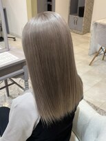 ラピス 福岡天神店(Lapis)&nbsp;【ブリーチあり】赤み消し◎透明感たっぷりグレージュ